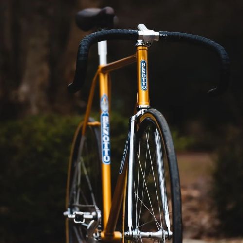 Fixie bike world collections #benotto #trackbike #fixieporn #fixed #fixedgear #piñonfijo #fix