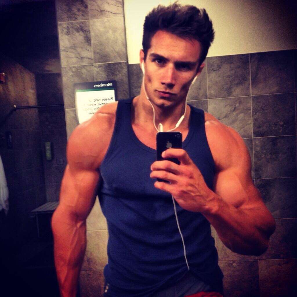 tristanedwardsasd:  Tristan Edwards  #Tristan Edwards  #Fitness #malemodel #follow