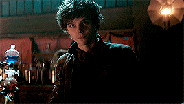 With Next To Normal/jack Wolfe Blowing Up… Should We Seriously Make A New Shadow And Bone Petition?