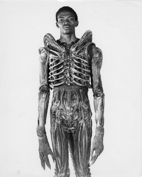 unsubconscious:Bolaji Badejo, a 2.18 metre Nigerian design student wearing his costume for Alien, 19