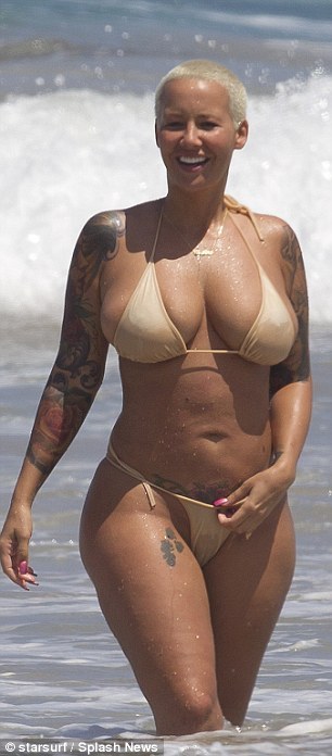 Porn Pics missladylove20:More photos of Amber Rose