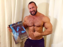 bearmuscleworship:  Calendar boy