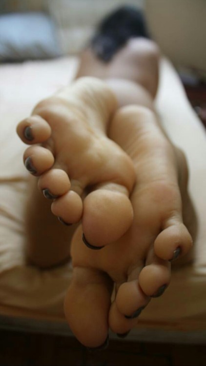 feetsolestoes