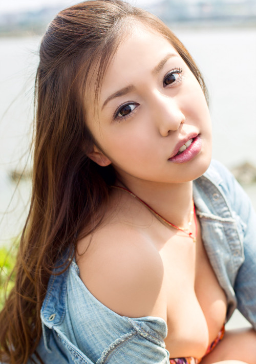 jaylovesasians:  Ayaka Sayama -jaylovesasians.tumblr.com