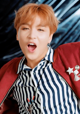 haecha:haechan in ‘touch’
