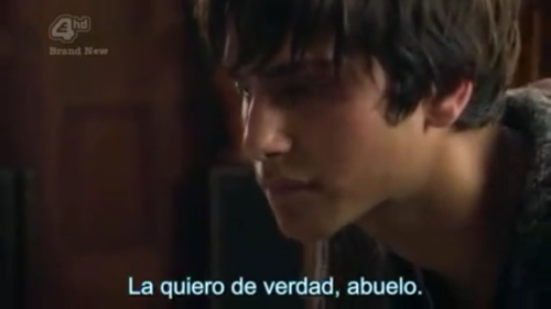 heart-of-suicidal:  Skins T4x05 ~Freddie~