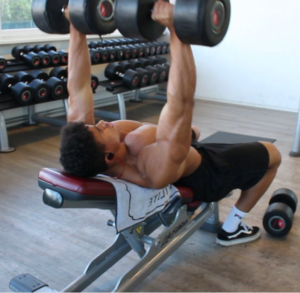 dafyddbach: Austrian Bodybuilder Onome Egger For more muscle hunkery follow @dafyddbach