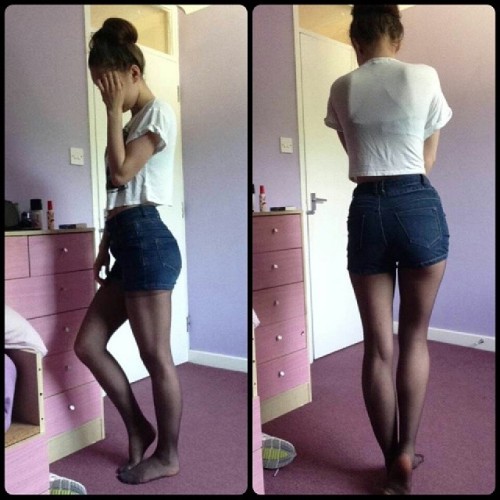 lustyffh: @shauna2311 love urs sweet shame ♥ #fashion #prettyfeet #kikme #love #tights #me 