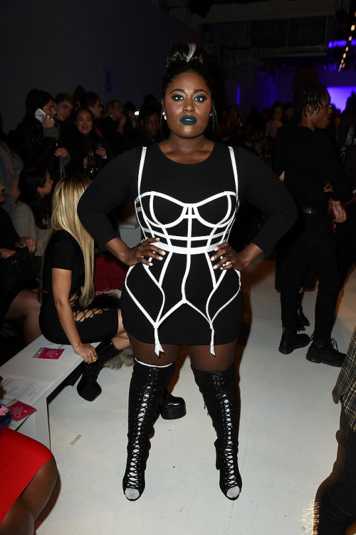 XXX soph-okonedo:   Danielle Brooks attends the photo