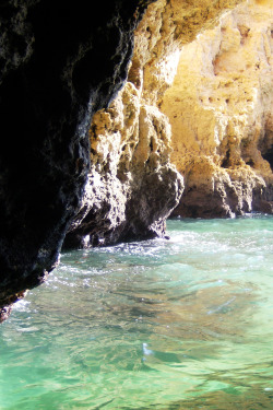 0ce4n-g0d:  "Crystal Clear" Praia Dona Ana (Ocean Caves), Lagos, Portugal (Algarve) By André Campos / more of my original photography here My Flickr / My 500px 