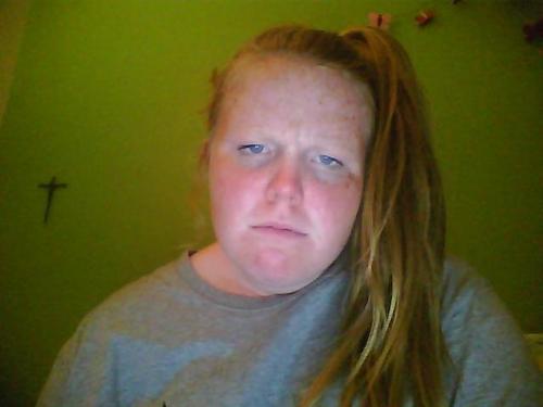c-oconutkai:  svvords:  rnessage:  what if one day you woke up and you didnt have eyebrows  Byebrows   i live with this everyday #nofilter 