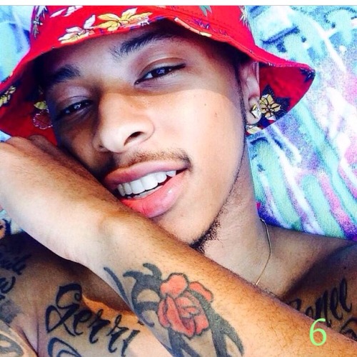 expossingpapis69:  www.expossingpapis69.tumblr.com  Fine ass IG boys😍😍🔥🔥 part 3  1- shamoyy  2- bitonofficial  3- deonee_arnez  4- realquanndel  5- advassell  6- tey.santana  7- aaron_knightnyc  8- tk_datflyguy  9- gentlemenqs  10- amirobe