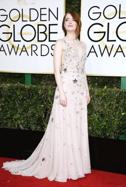 Vikander:  Emma Stone Attends The 74Th Annual Golden Globe Awards At The Beverly