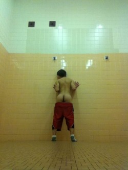 suuckmehard:  Could you imagine what you would do to me if you walked into the locker room shower and found this? 