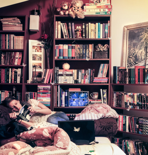 tilly-and-her-books:  ananasbooks-deactivated20150616: Home is where your heart is  Agnes. This is p