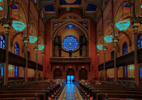 firsttemple:The Central Synagogue is located at 652 Lexington Avenue on the corner of East 55th Stre