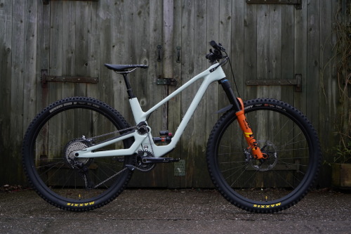 Forbidden Druid (via in London, United Kingdom - photo by edspratt - Pinkbike)