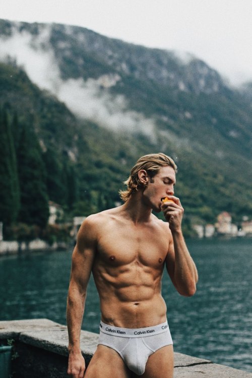 adoniseverywheremen:Jeff Kasser by Kevin Rodan Waking up on vacation is always the bestSEE MORE HOT 