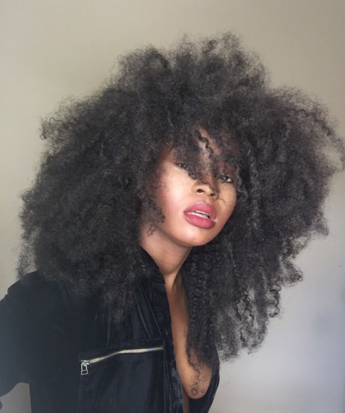 luluhasaan: What’s photoshop ? What’s a filter?  #BlackQueen | IG: Luluhasaan 