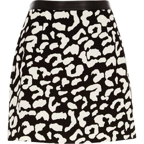 hipster-miniskirts:Black leopard print mini skirtSearch for more Skirts by River Island on Wantering