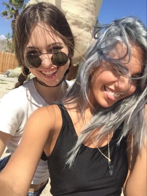 fuckyeahrileyreid:  Riley and Janice