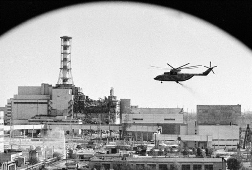 enrique262:perspectivemax:enrique262:Chernobyl nuclear power plan disaster, soviet Mil Mi-26 &l