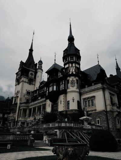 s-o-u-t-h-o-f-h-e-a-v-e-n-69:Peleş castle, Romania