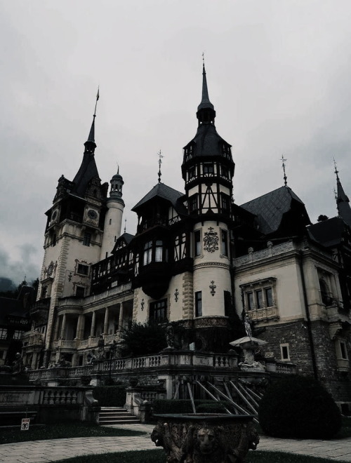 s-o-u-t-h-o-f-h-e-a-v-e-n-69:Peleş castle, Romania