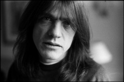 losetheboyfriend:  RIP Malcolm Young (1953-2017)