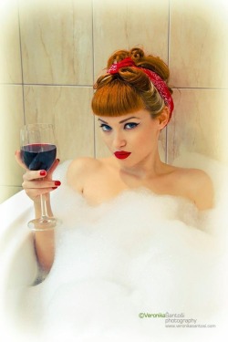 alternative-pinup:  Alternative Pinup http://alernative-pinup.blogspot.com