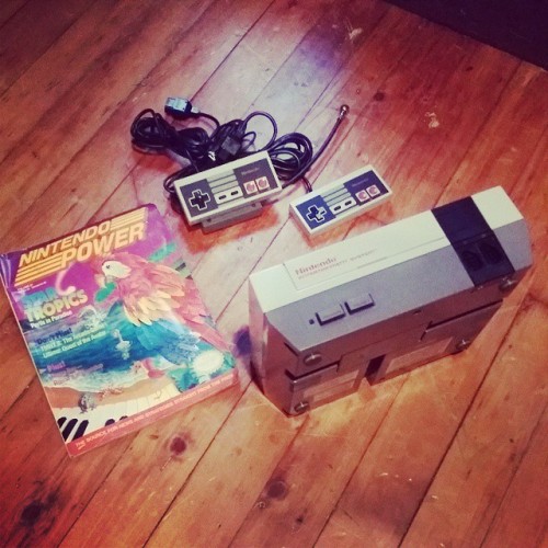 londonandrews:  Omg! Best fans EVER! A freaking Nintendo came in the mail today! I going to but a TV strictly for the sake of playing Duck Hunt! Now I just need some games! #origionalNintendo #mariobros #mylifeiscomplete