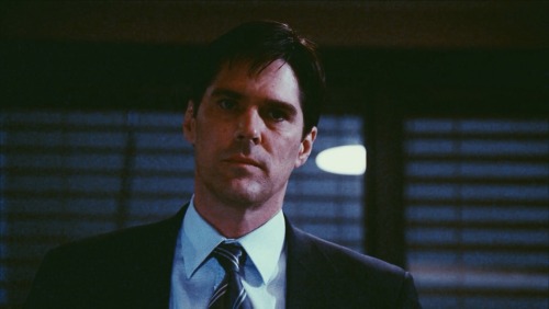 peripheralbeauties:  You. You look like FBI. 1x16, The Tribe 