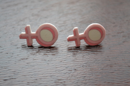 Hey guy, I&rsquo;m now selling HANDMADE EARRINGS in my Etsy shop!They&rsquo;re $8.50 USD each pair, 