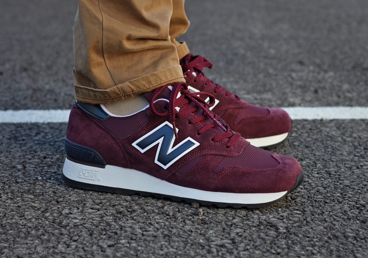 new balance 670 burgundy