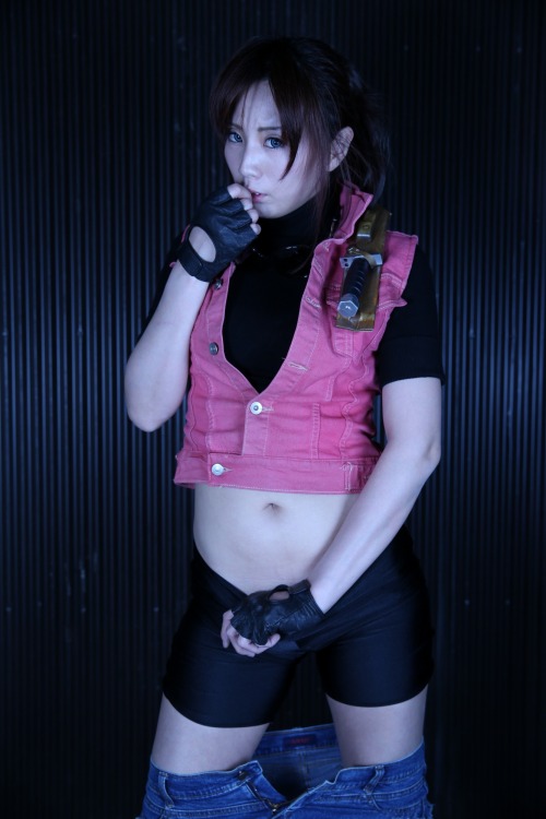 Resident Evil - Claire Redfield (Natsuki) 1-5HELP US GROW Like,Comment & Share.CosplayJapaneseGirls1.5 - www.facebook.com/CosplayJapaneseGirls1.5CosplayJapaneseGirls2 - www.facebook.com/CosplayJapaneseGirl2tumblr - http://cosplayjapanesegirlsblog.tumb