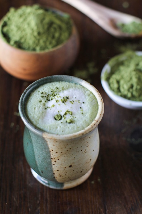 confectionerybliss:Matcha Green Tea Latte | The Roasted Roost