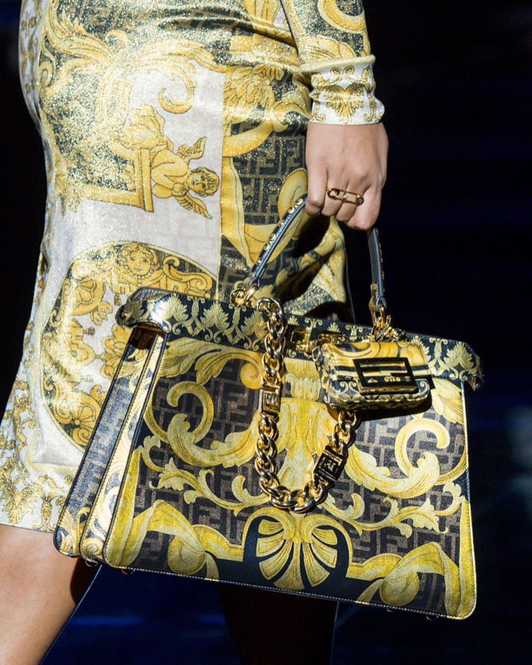 Top 9 Versace Bags 2022