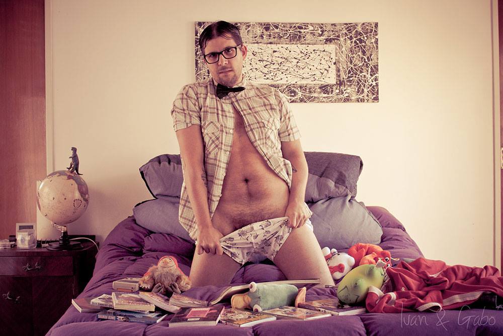 chaboncito:  Horny nerdph: @ivanygabo