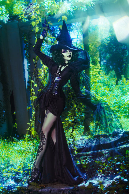 Source : http://sexykosplay.tumblr.com/