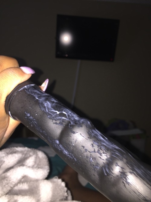 hellapoundcake:  This ones a keeper 😩