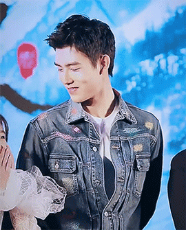Chen Feiyu &amp; Song Yiren’s height difference (Ever Night Press Conference)