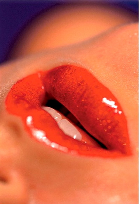 midnight-charm:  Devon Aoki photographed by Marilyn Minter for Versace Magazine Fall 2002 Makeup:  Tracy Murphy   