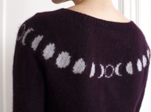 lavender-and-honey: (moon femme sweater, design by me with some math help from the infinite wisdom 