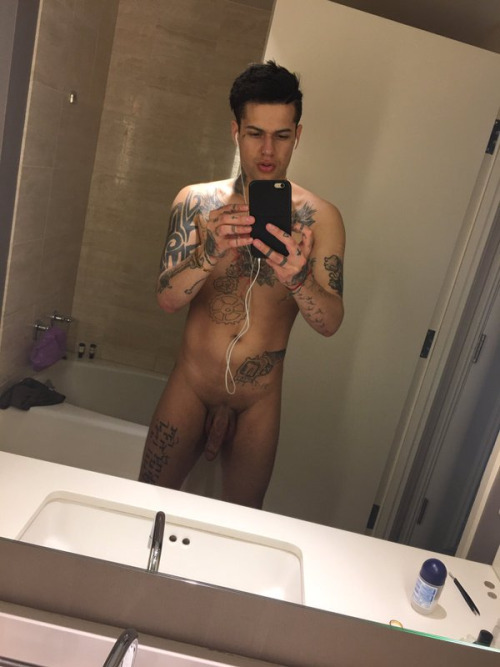 htxgaysandmore:  Sexy ass Frankie from Galveston….