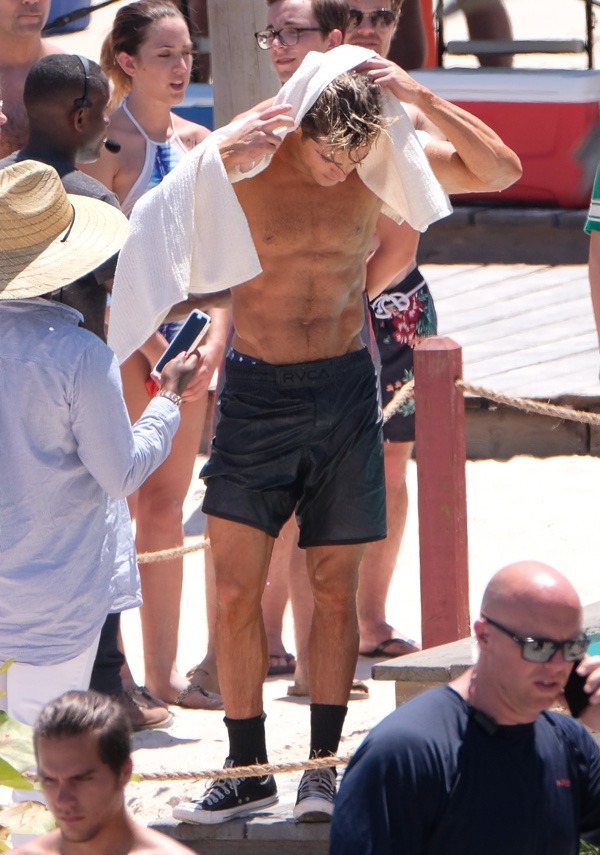 Zac Efron at Baywatch set