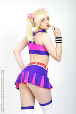 cosplay-paradise:  Juliet Starling, Cosplay by: ~GagaAlienQueen, Photo By Darren Rowleycosplayparadise.net 