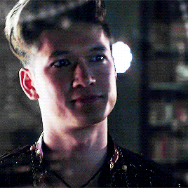 magsbanes:Why did you ask for me when Jace and Clary were here? Jace didn’t tell you? Doesn’t matter