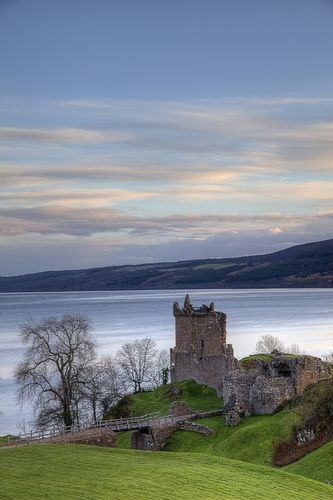 lovingtheuk: Urquhart Castle