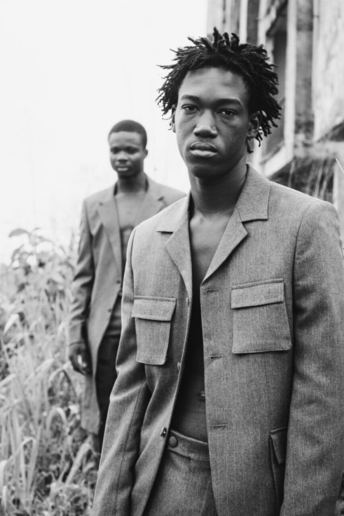 blackfashion:  Name: Nkem Mere Age: 18 Location: Lagos, Nigeria Submitted by: nkemmere.tumblr.com Photographed by: nkemmere.tumblr.com  {These were off my journal I just concluded} link - merenkem.vsco.co/journal/agha   Hope you’d love it.