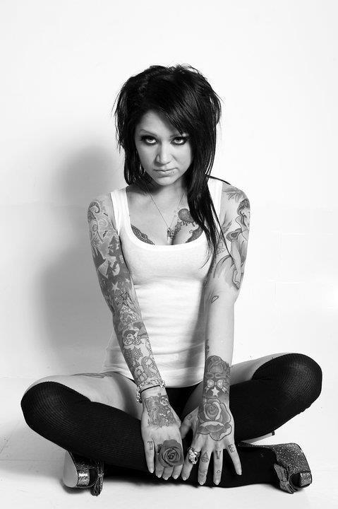 streetbikejonny:  ♥ 辣妹! ♥ Gorgeous Gemma Kahlua. 